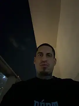 Snapshot of juicyj1311 chatting on March 3, 2026, 8:20 am juicyj1311 online show from March 3, 2026, 8:20 am