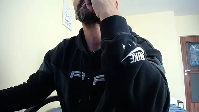 amydamarw online show from April 7, 2026, 2:06 pm