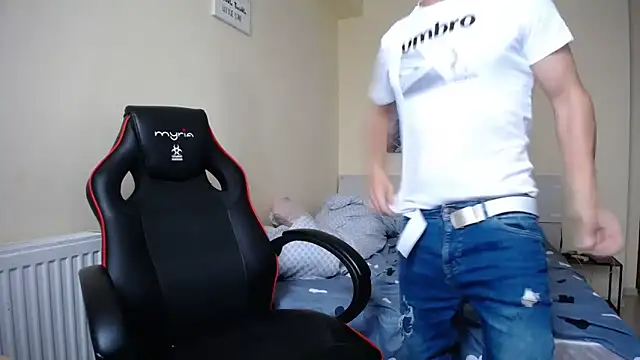 amydamarw online show from April 10, 2026, 5:34 am