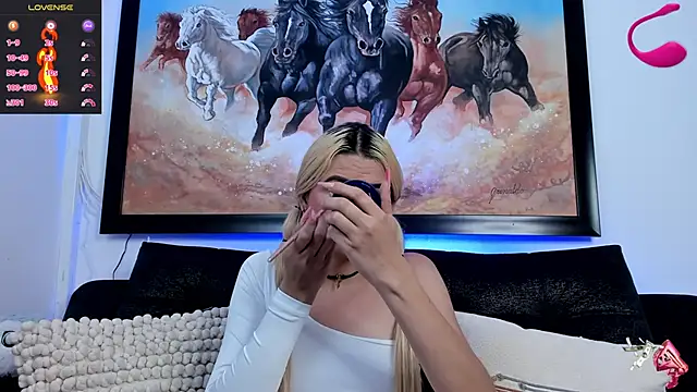 shannel  queen online show from February 1, 2025, 10:13 pm