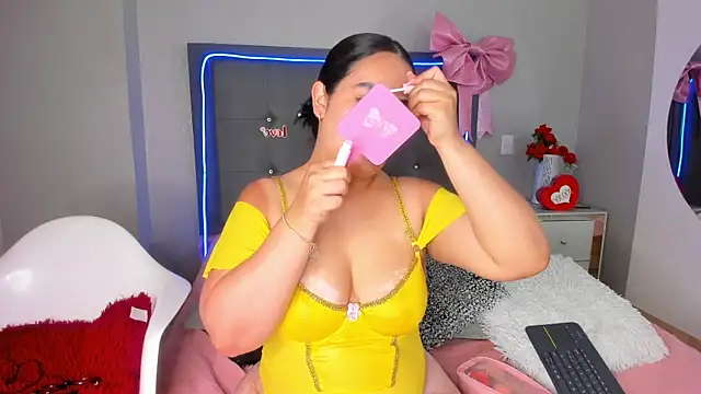 emma lye online show from March 31, 2026, 9:04 pm