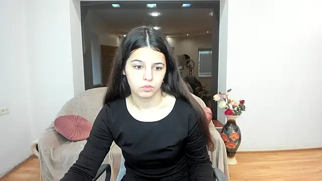 Snapshot of Molly_Owens chatting on October 17, 2025, 5:43 am Molly Owens online show from October 17, 2025, 5:43 am