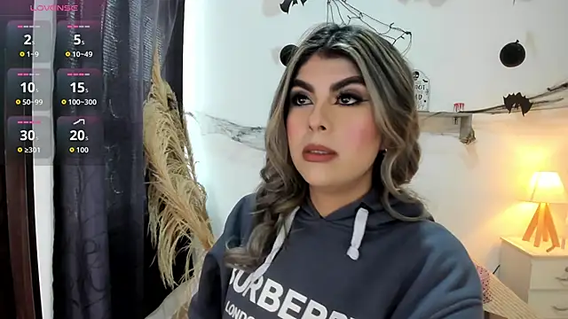 Abigail 29 online show from October 30, 2025, 12:17 pm