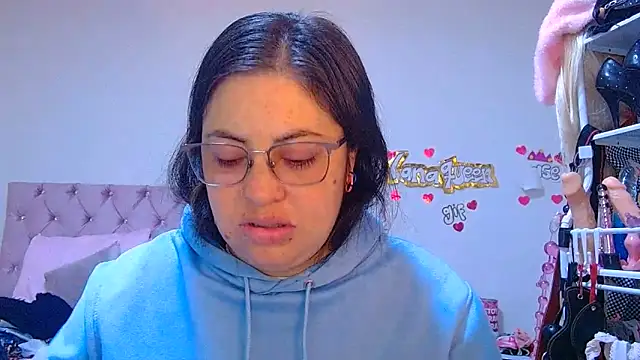 Snapshot of lanaqueen699 chatting on June 11, 2026, 12:14 pm lanaqueen699 online show from June 11, 2026, 12:14 pm