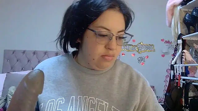 Snapshot of lanaqueen699 chatting on June 16, 2026, 12:19 pm lanaqueen699 online show from June 16, 2026, 12:19 pm