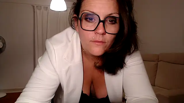 vagina02cam online show from October 27, 2025, 11:09 pm