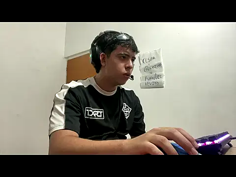 Snapshot of Rxbgran chatting on November 26, 2025, 4:46 am Rxbgran online show from November 26, 2025, 4:46 am