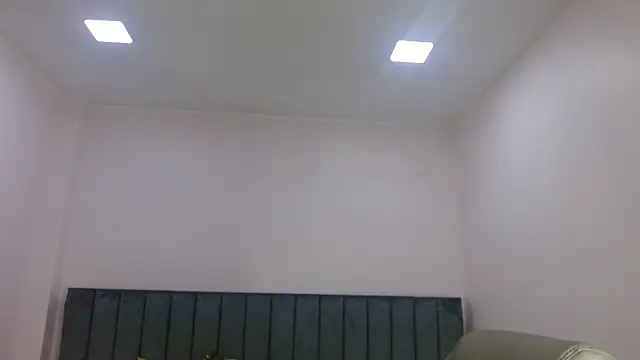 april bunnyy online show from July 21, 2026, 8:55 pm