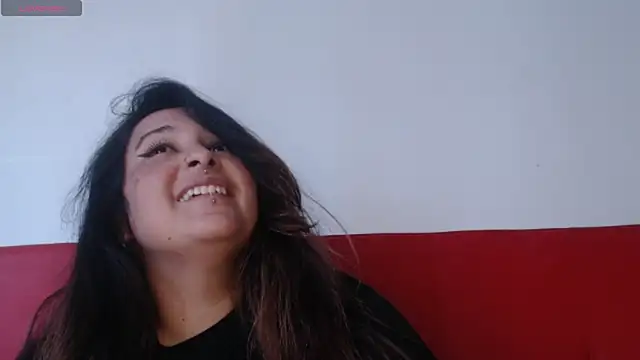 Snapshot of amydeepqueen chatting on December 12, 2024, 2:44 pm amydeepqueen online show from December 12, 2024, 2:44 pm