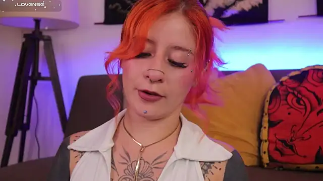 Snapshot of Daarlene chatting on December 4, 2025, 6:16 pm Daarlene online show from December 4, 2025, 6:16 pm