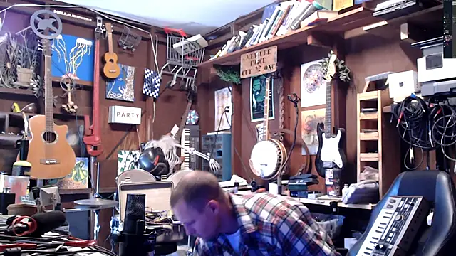 itsjameswebbscope online show from November 1, 2025, 6:43 pm