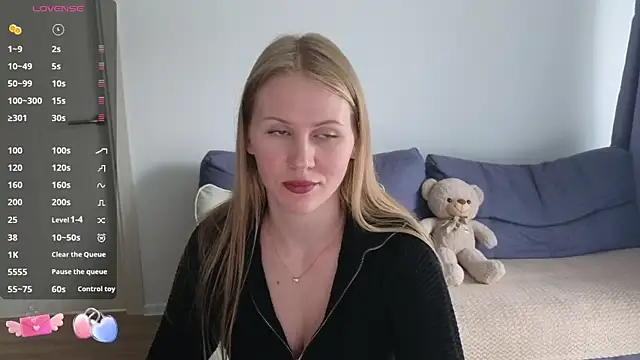 IsabelAllen online show from September 15, 2025, 2:06 pm