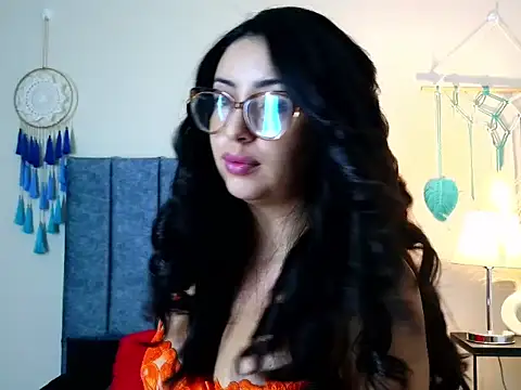 Snapshot of EvoletFMK chatting on October 10, 2025, 1:32 pm EvoletFMK online show from October 10, 2025, 1:32 pm