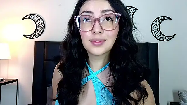 Snapshot of EvoletFMK chatting on November 7, 2025, 6:19 pm EvoletFMK online show from November 7, 2025, 6:19 pm