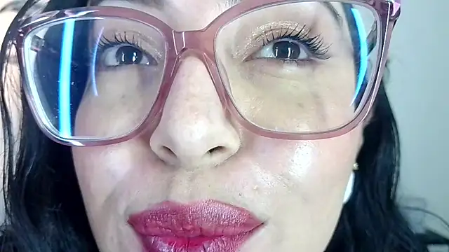 Snapshot of EvoletFMK chatting on November 13, 2025, 6:29 pm EvoletFMK online show from November 13, 2025, 6:29 pm