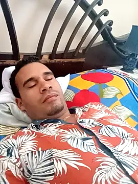 Snapshot of adriel_perez chatting on February 13, 2026, 5:42 pm adriel perez online show from February 13, 2026, 5:42 pm