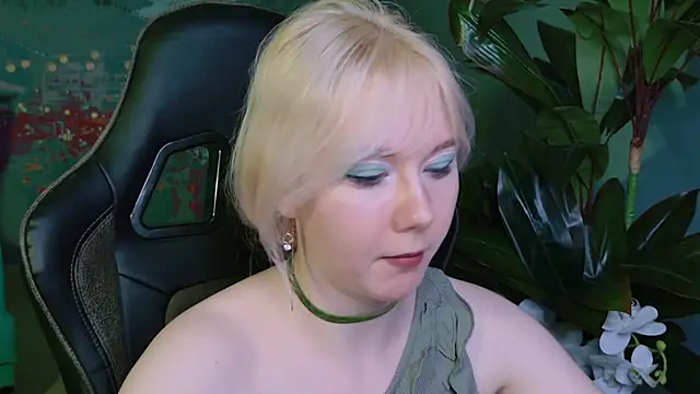 NancyMartinez online show from January 18, 2025, 8:20 am