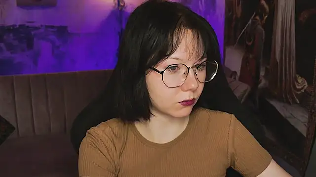 NancyMartinez online show from November 21, 2025, 5:06 am