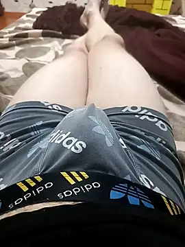 red red00 online show from February 7, 2025, 2:37 pm