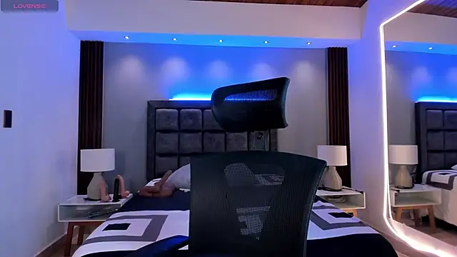 Susann Ross online show from November 18, 2025, 10:41 am