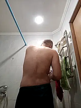 Pineapple04 online show from December 14, 2025, 6:30 am