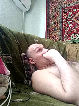 Pineapple04 online show from March 9, 2026, 11:47 am