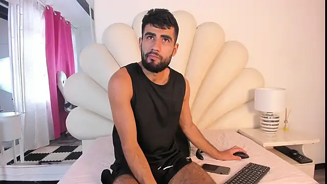 Ethan  Walker online show from January 31, 2025, 4:38 pm