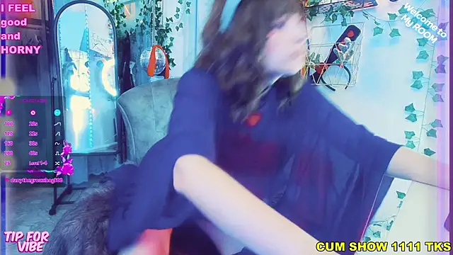 Snapshot of Toxic_Ellies chatting on January 3, 2025, 4:37 pm Toxic Ellies online show from January 3, 2025, 4:37 pm