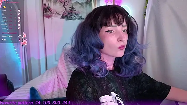 Toxic Ellies online show from July 1, 2026, 3:34 pm