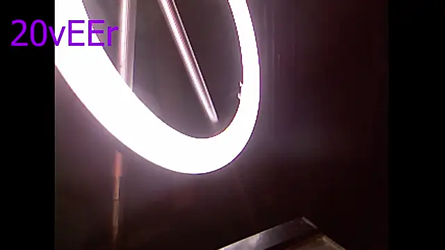 20vEEr online show from February 25, 2026, 11:03 pm