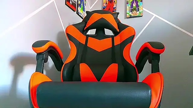 ADAM HOT online show from September 19, 2025, 8:31 pm