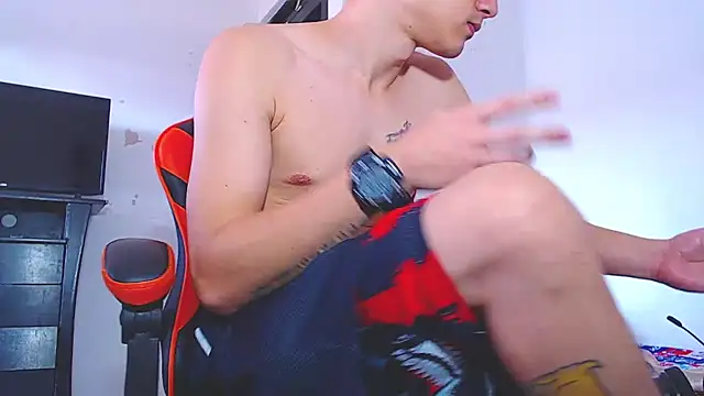 Snapshot of ADAM_HOT chatting on February 10, 2026, 1:15 pm ADAM HOT online show from February 10, 2026, 1:15 pm