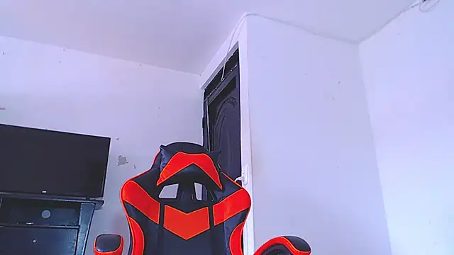 Snapshot of ADAM_HOT chatting on February 12, 2026, 9:43 pm ADAM HOT online show from February 12, 2026, 9:43 pm