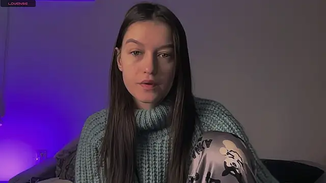 Alice  grace online show from February 19, 2025, 2:23 pm