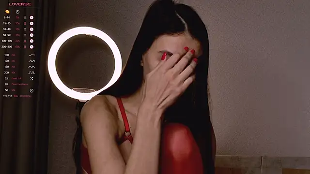 Alice  grace online show from October 6, 2025, 8:39 pm