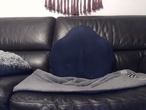 lalouette16 online show from January 11, 2026, 6:40 am