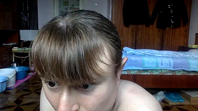 KlavdiaPetrivna online show from November 10, 2025, 6:23 am