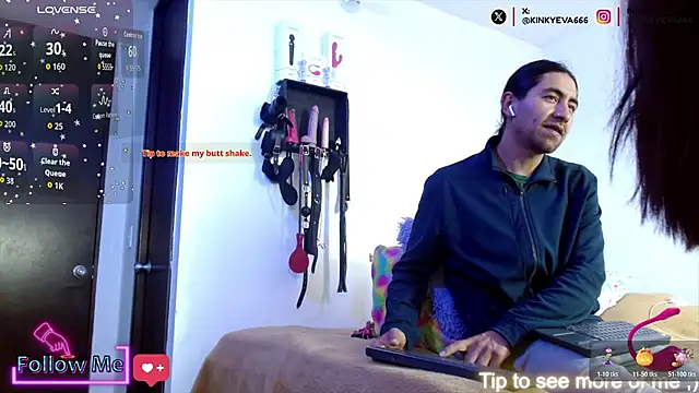 KiddyEvaa666999 online show from December 3, 2025, 8:40 pm