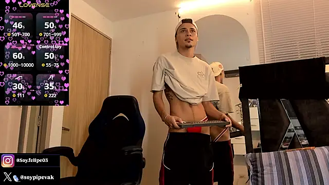 soyander03  online show from March 28, 2026, 8:03 am