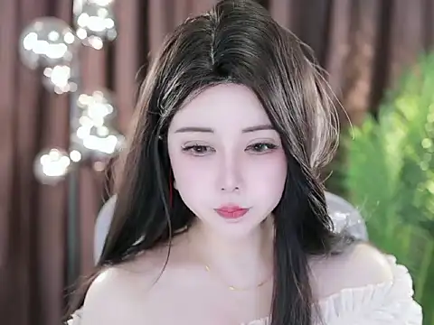 Qiaoqiao  online show from March 2, 2025, 12:11 pm