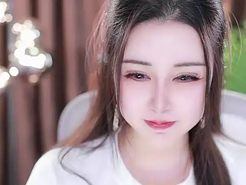 Qiaoqiao  online show from March 3, 2025, 10:17 am