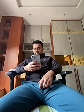 Snapshot of BengaliBabu_Rohan chatting on January 6, 2025, 7:31 am BengaliBabu Rohan online show from January 6, 2025, 7:31 am