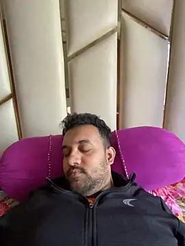 Snapshot of BengaliBabu_Rohan chatting on January 16, 2025, 8:00 am BengaliBabu Rohan online show from January 16, 2025, 8:00 am