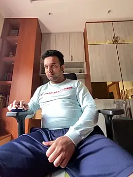 Snapshot of BengaliBabu_Rohan chatting on January 31, 2025, 5:09 am BengaliBabu Rohan online show from January 31, 2025, 5:09 am