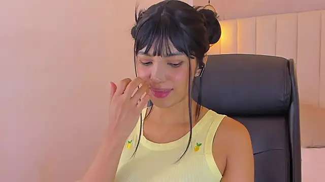 kosmic Angel online show from October 21, 2025, 1:34 pm