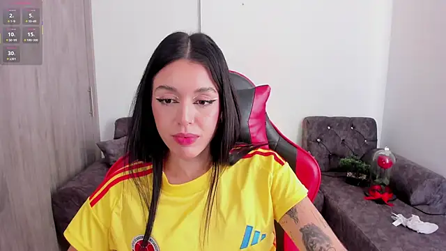 zoee jackson online show from March 26, 2026, 5:40 pm