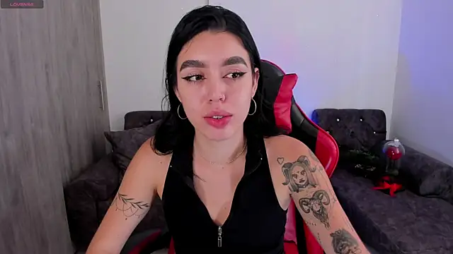 zoee jackson online show from May 16, 2026, 5:12 pm