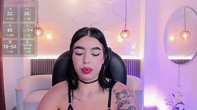 zoee jackson online show from May 24, 2026, 7:41 pm