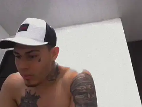 JAXXX367 online show from February 9, 2025, 6:16 pm