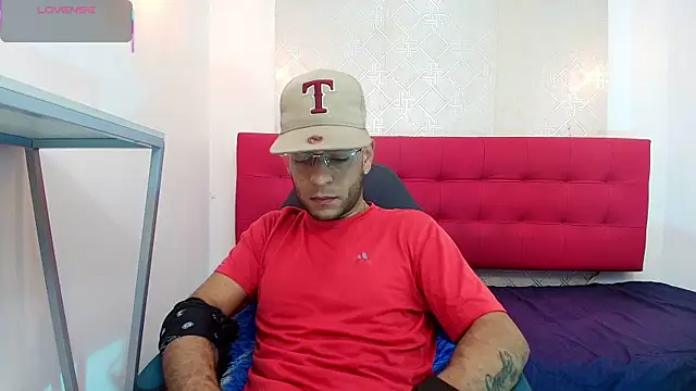 Andrey u92 online show from November 1, 2025, 11:18 pm